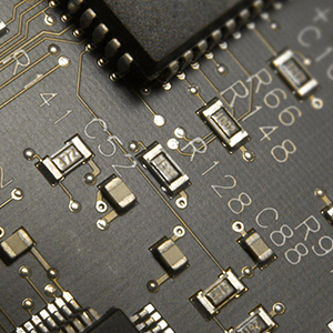 深圳風(fēng)華貼片電容：主板貼片電容型號(hào)怎么看？